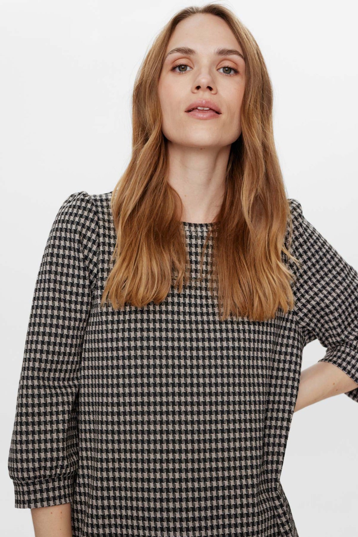 THERESE KJOLE TALA 9017