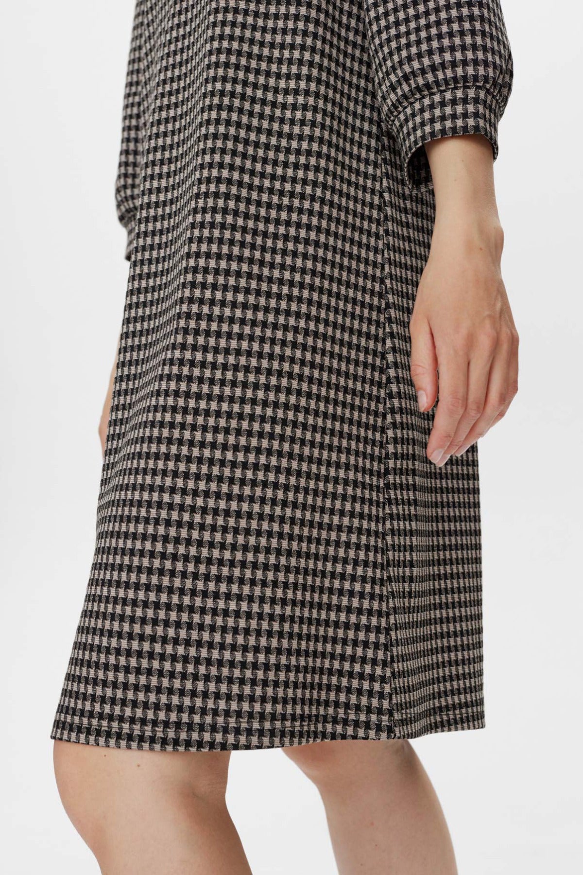 THERESE KJOLE TALA 9017