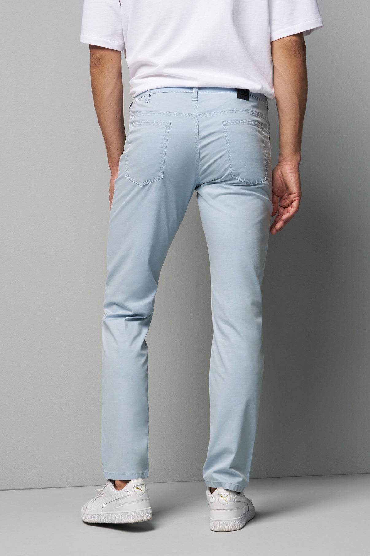 M5 Lærredsbuks Slim Stretch