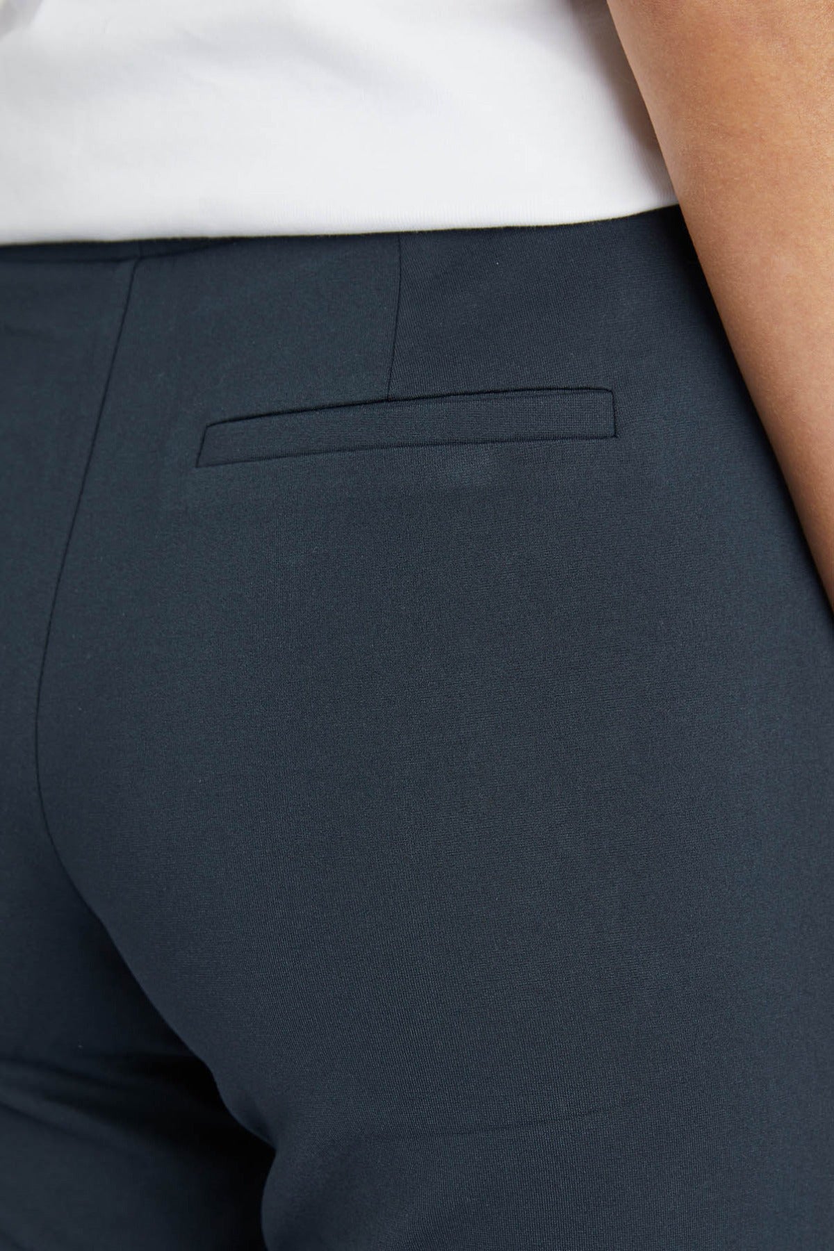 THERESE CAPRI CARNA NOOS