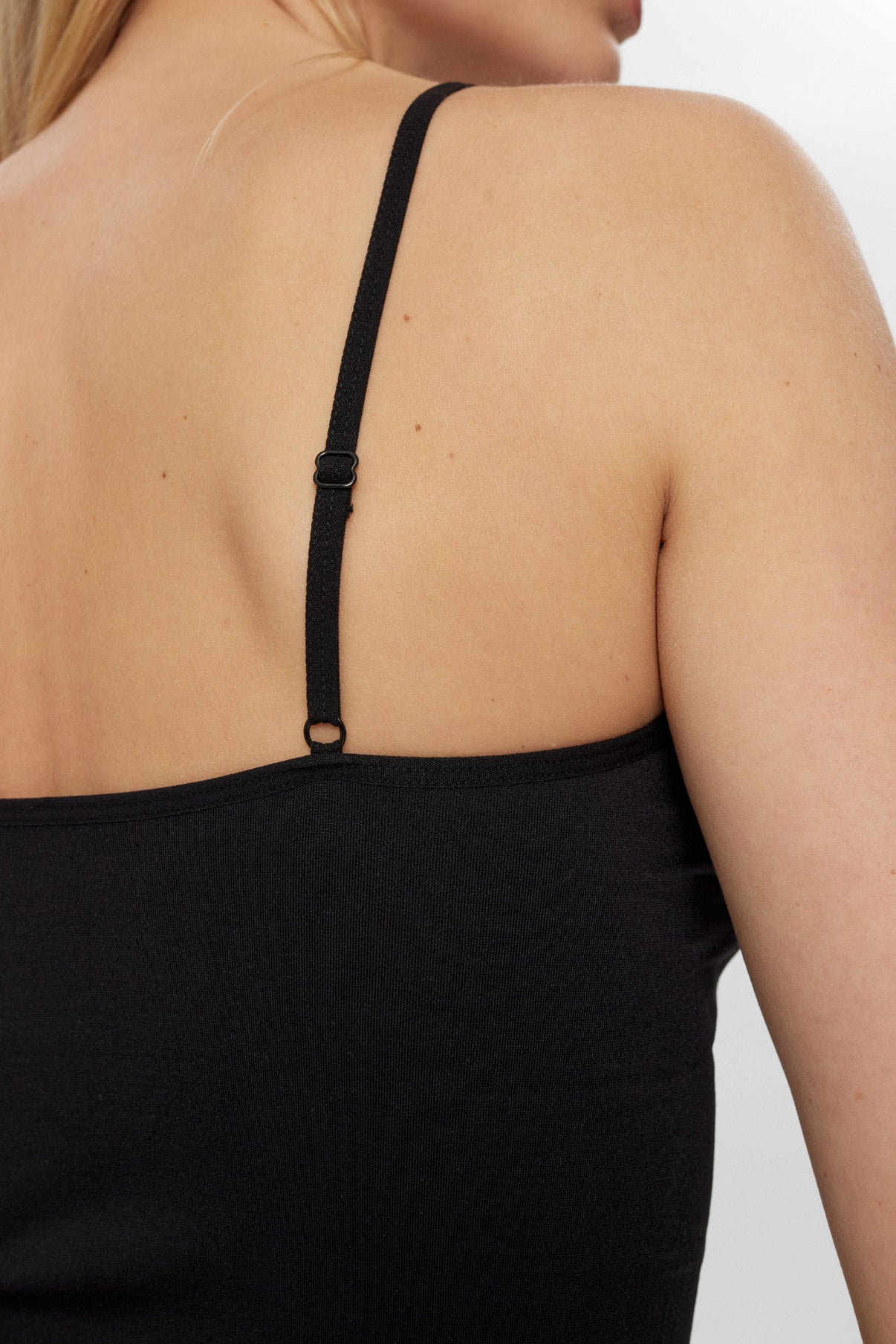 Rovena - Top med justerbare stropper (3 stk.)