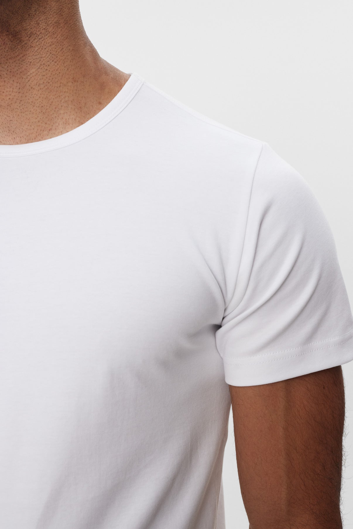 Sam - Basic T-shirt i tætvævet kvalitet