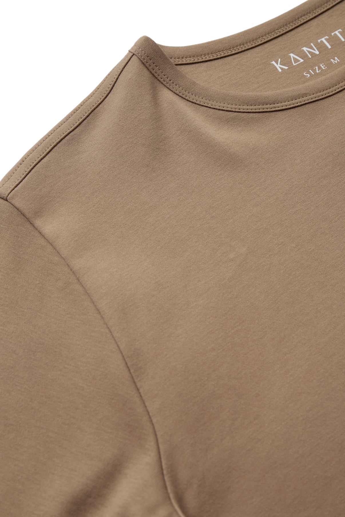 Sam - Basic T-shirt i tætvævet kvalitet