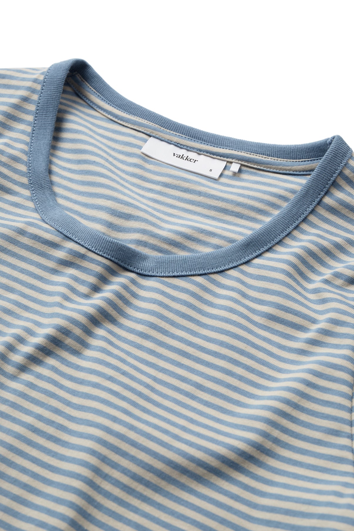 VAKKER Sol - Stribet T-shirt med korte ærmer