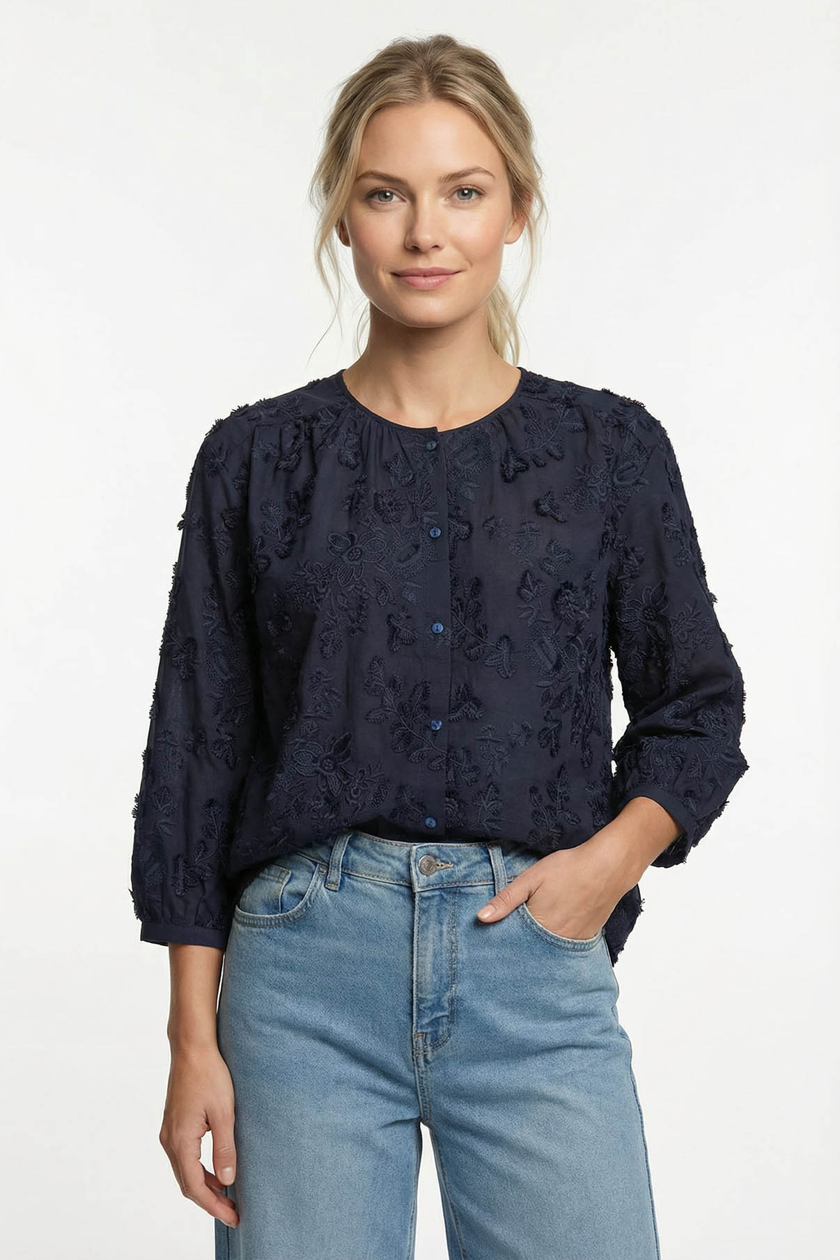 Via - Bluse med broderi og trekvartærmer