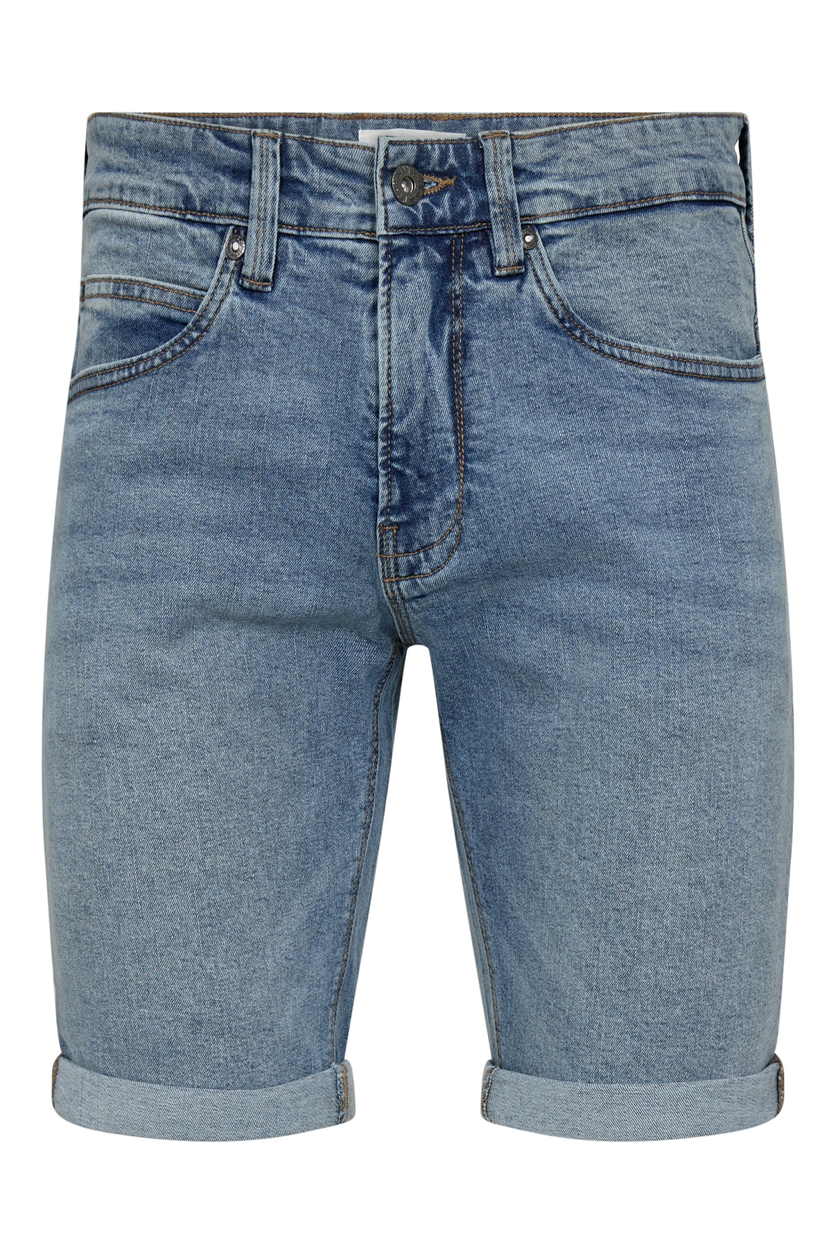 Blå denimshorts med opbukket kant og klassiske lommer i komfortabelt materiale.