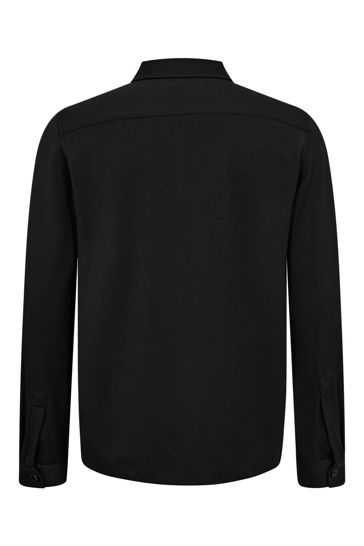 Sort strækbar overshirt med skjult rygsyning og lange ærmer med manchetter.