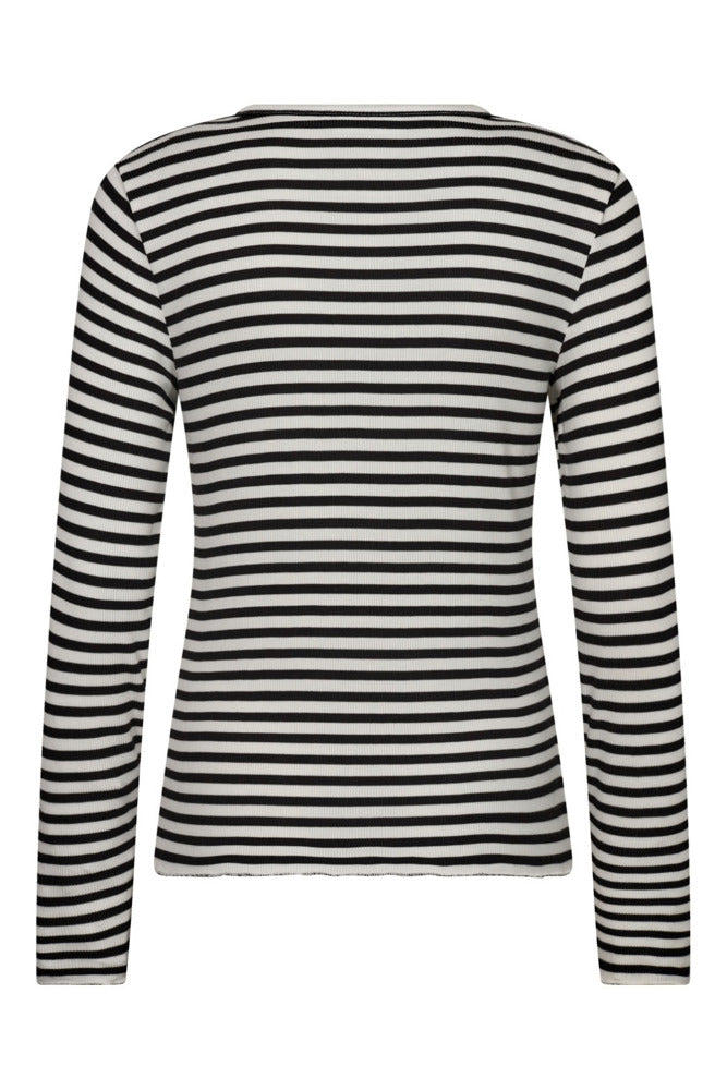 Langærmet t-shirt med sorte og hvide horisontale striber og rund hals.
