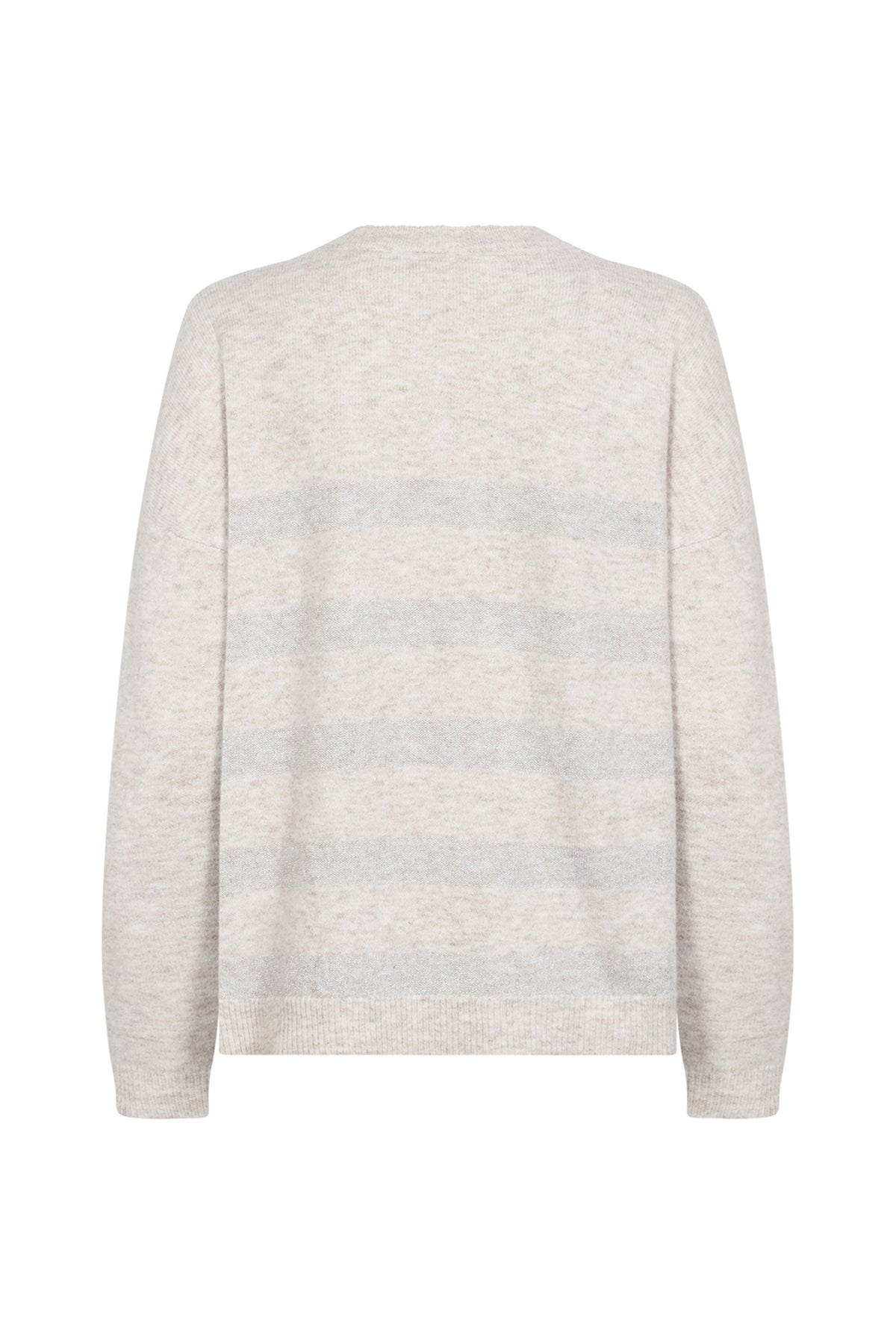 Lys beige strikbluse med lange ærmer og diskrete glimmerstriber.