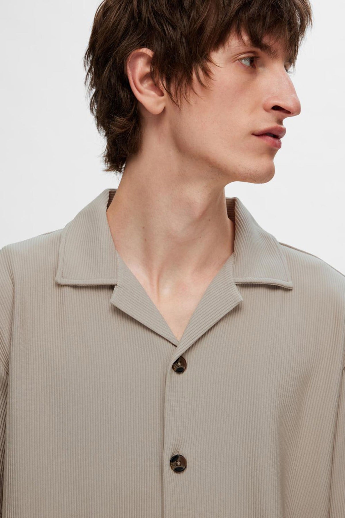 SELECTED HOMME SLHLOOSE PLISSE RESORT SS SHIRT