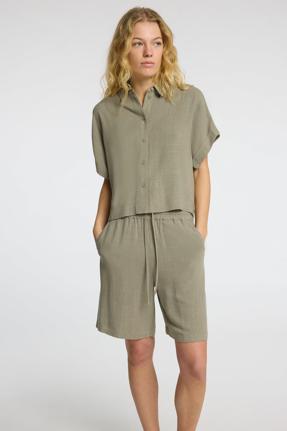 SELECTED FEMME SLFVIVA MW SHORTS NOOS