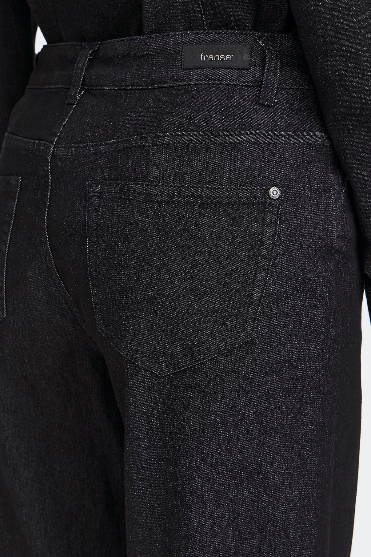 Fransa FRCHI HANNA JE 1