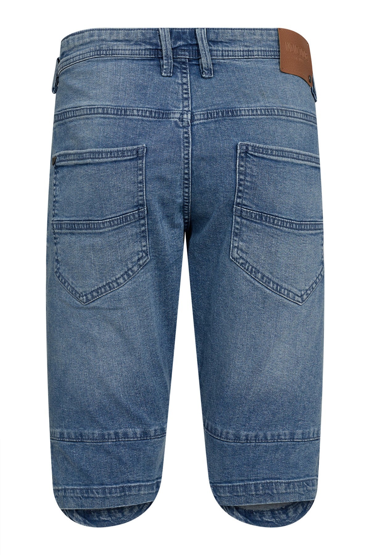 Blå knælange denim knickers med to lommer bagpå og læder patch ved linning.