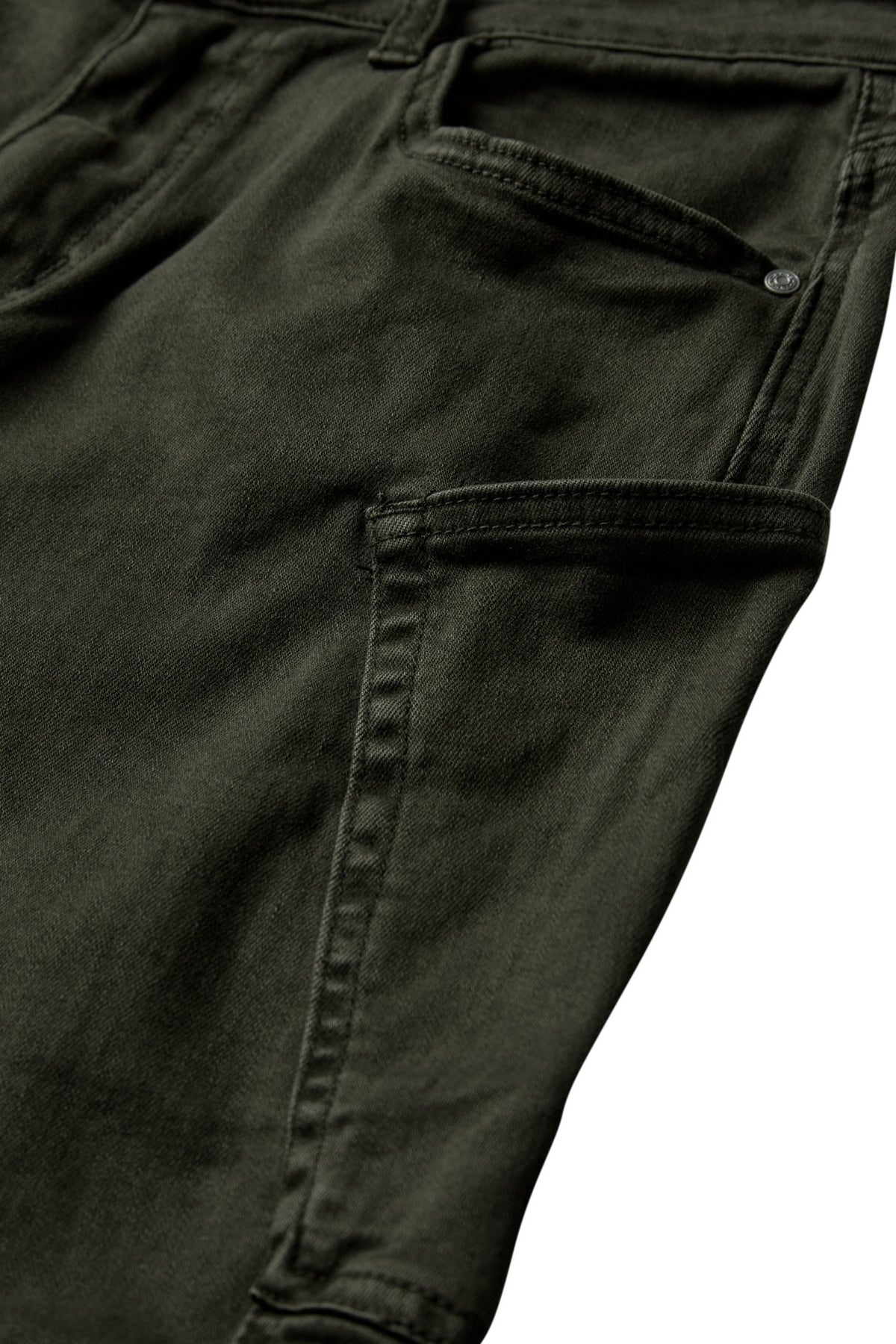 Jeans med lige ben og store lommer