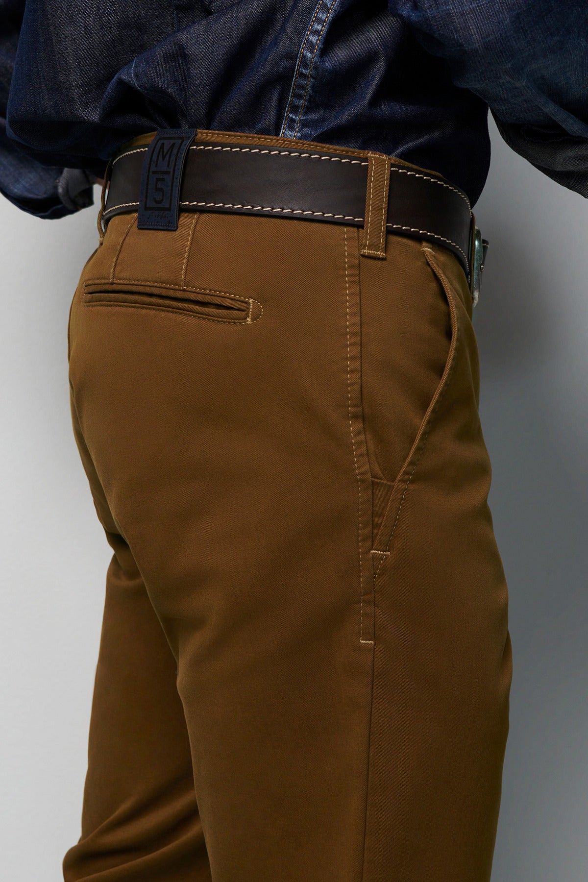 M5 Lærredsbuks CHINO