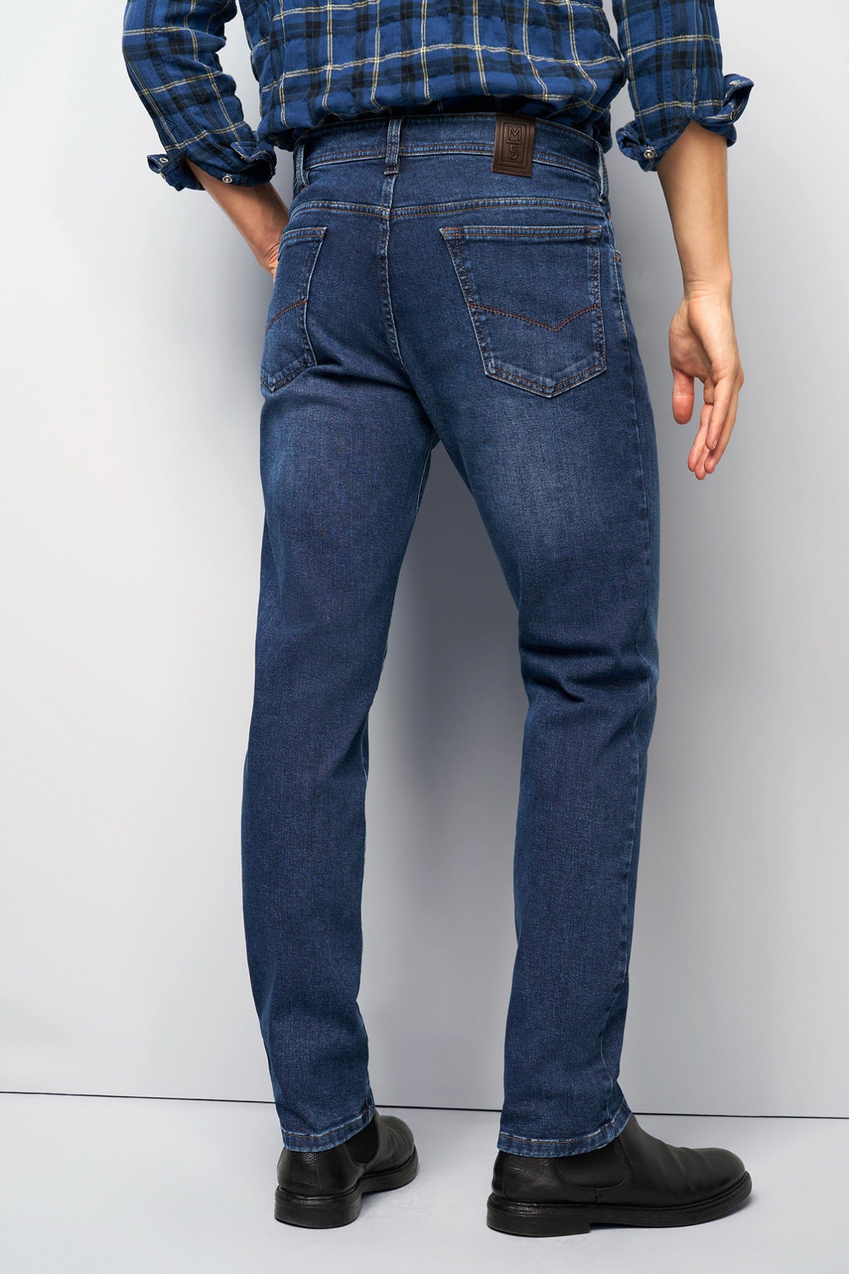 M5 FIVE jeans