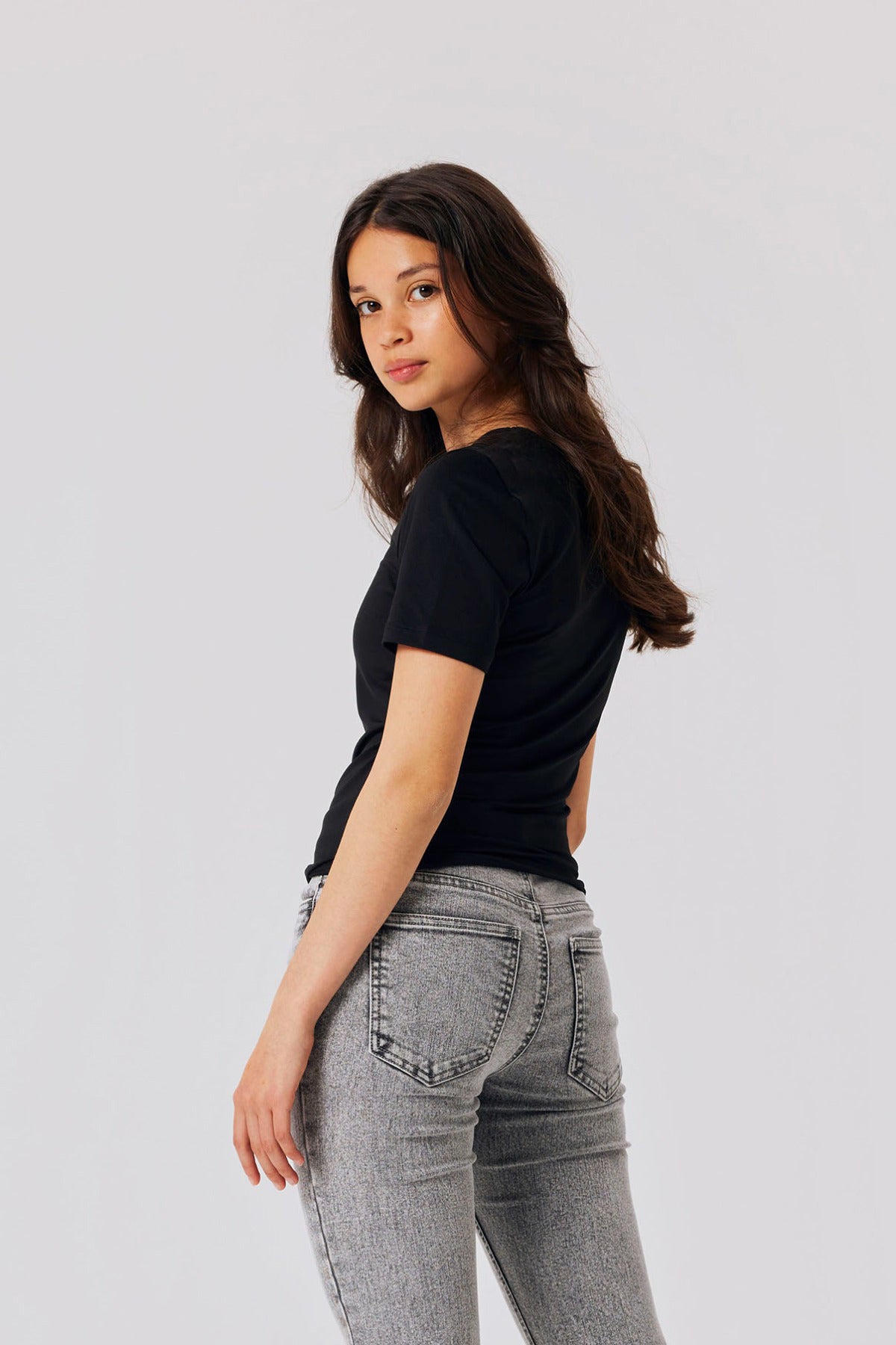 LMTD GIRLS NLFDINCI SS SHORT S TOP NOOS