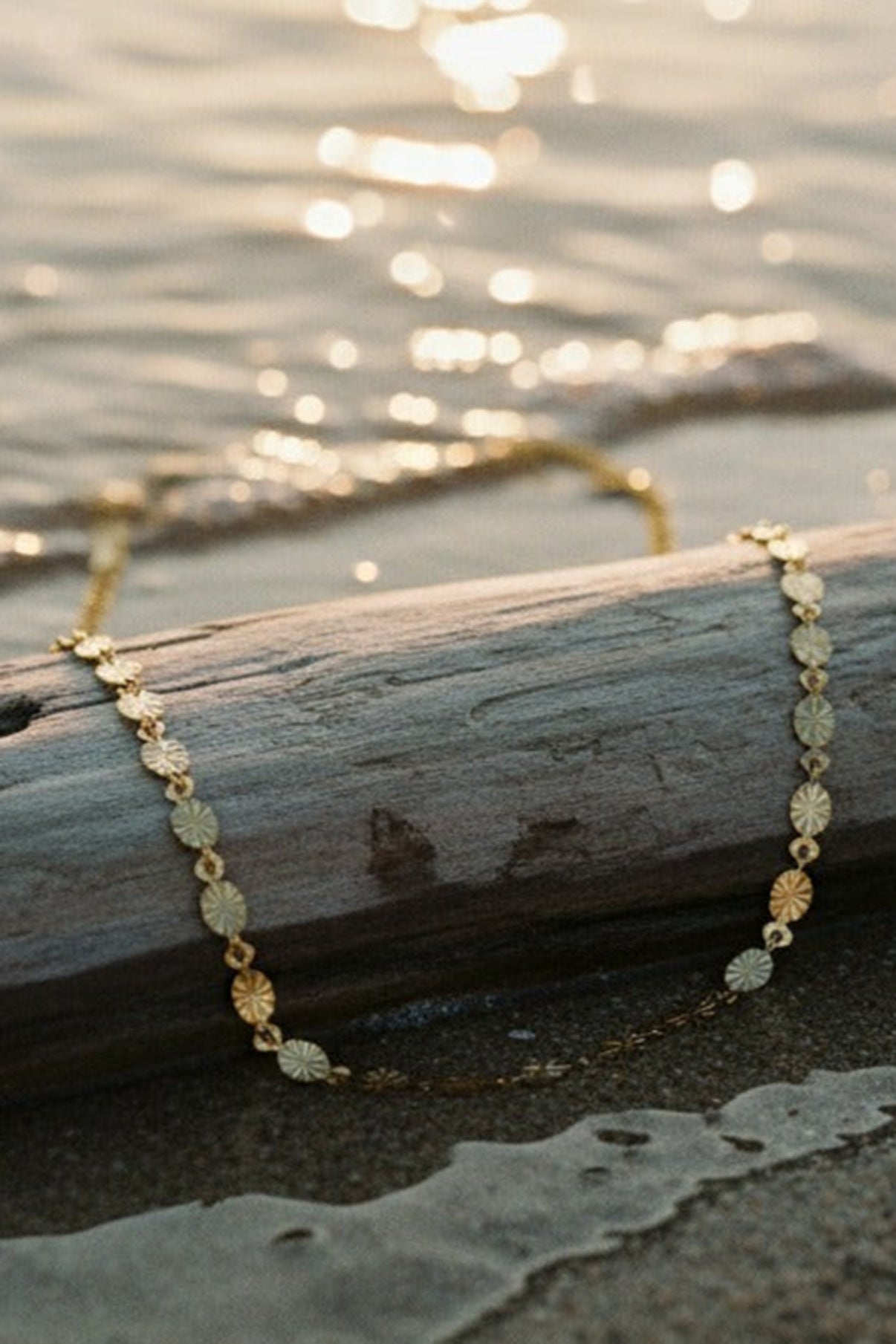 muun studios Burst Dot Necklace - 18K Gold Plated