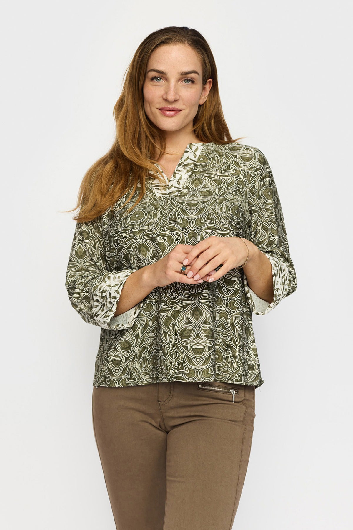 2 BIZ HELENE.EA25