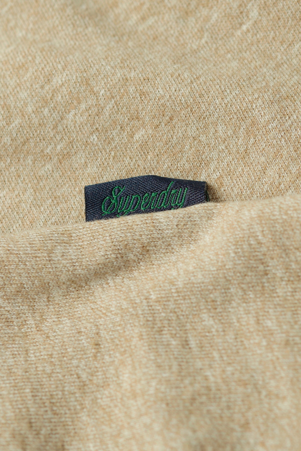 ESSENTIAL LOGO EMB TEE