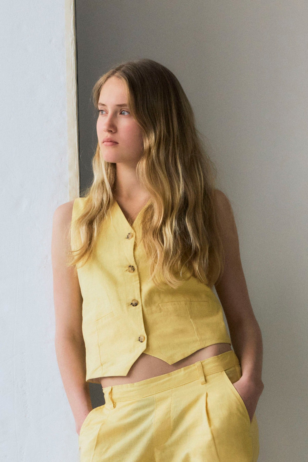 LMTD GIRLS NLFHYNTHE SL WAISTCOAT