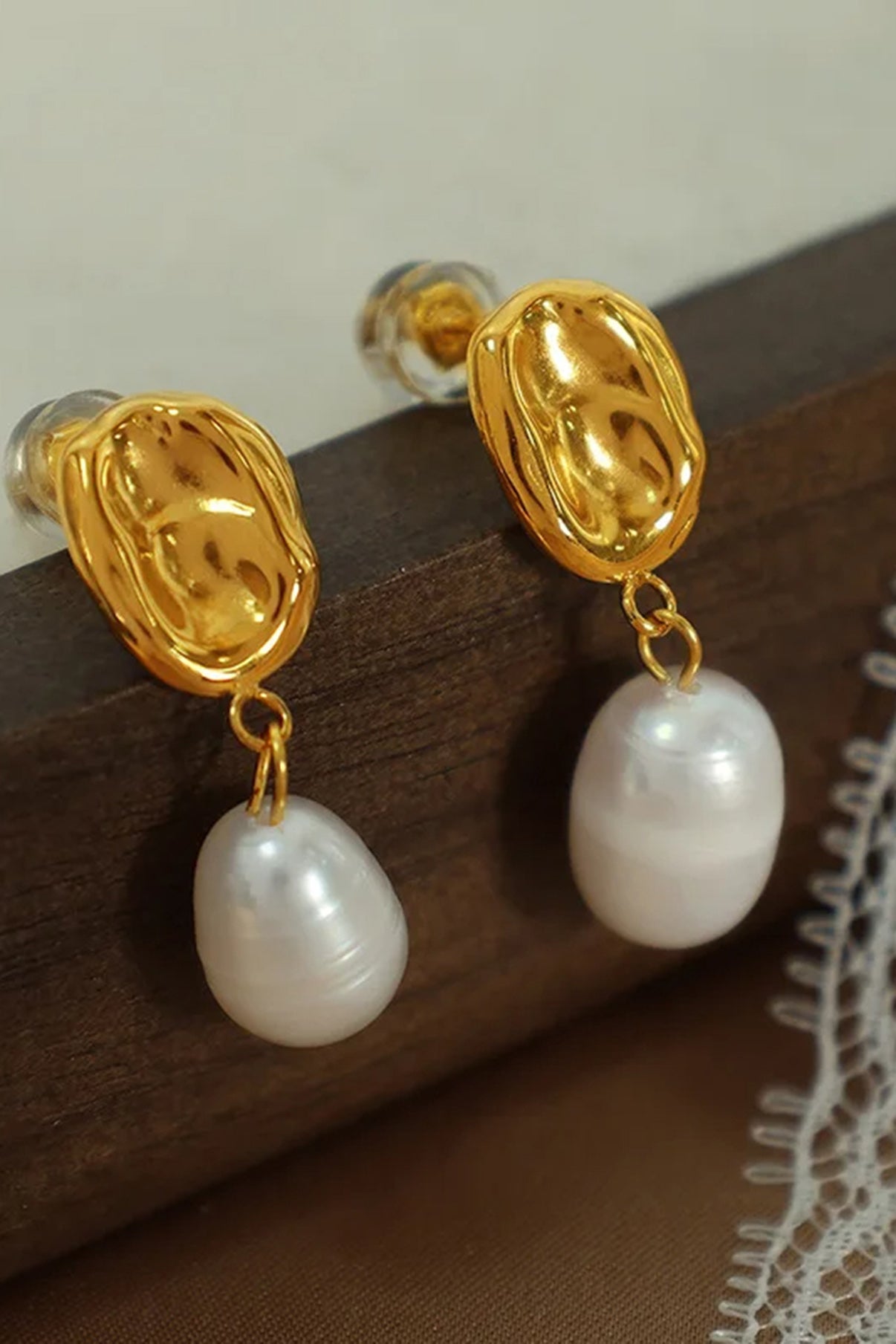 muun studios Luca Pearl Earrings - 18K Gold Plated