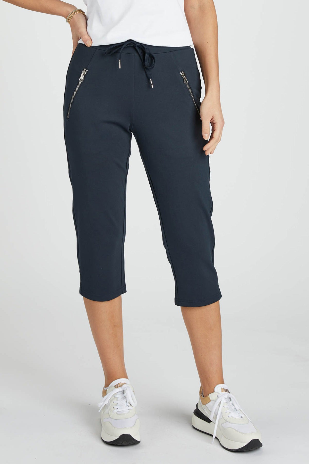 THERESE CAPRI CARNA NOOS