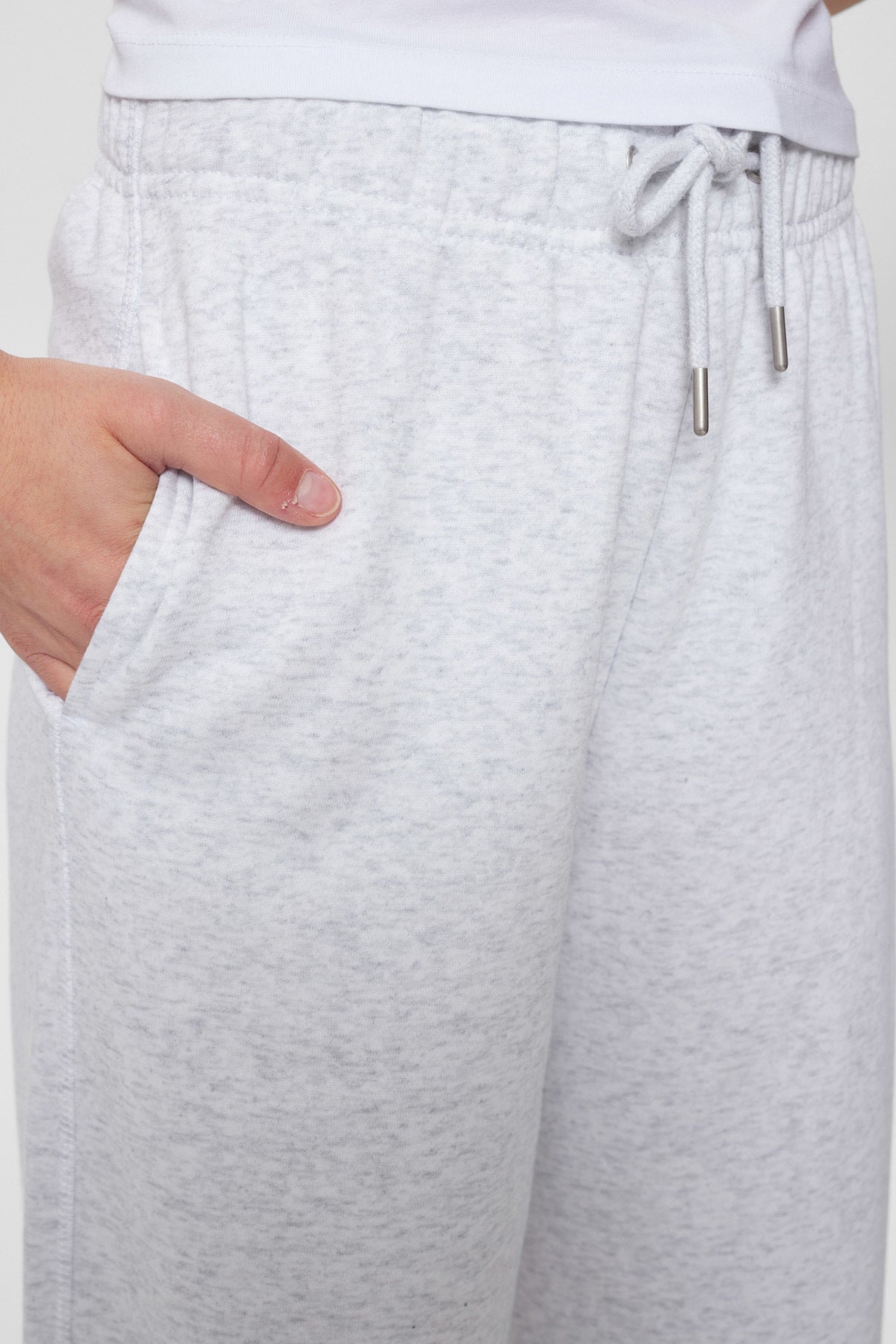 MONO GIRL Sweatshirt Stormi 2410