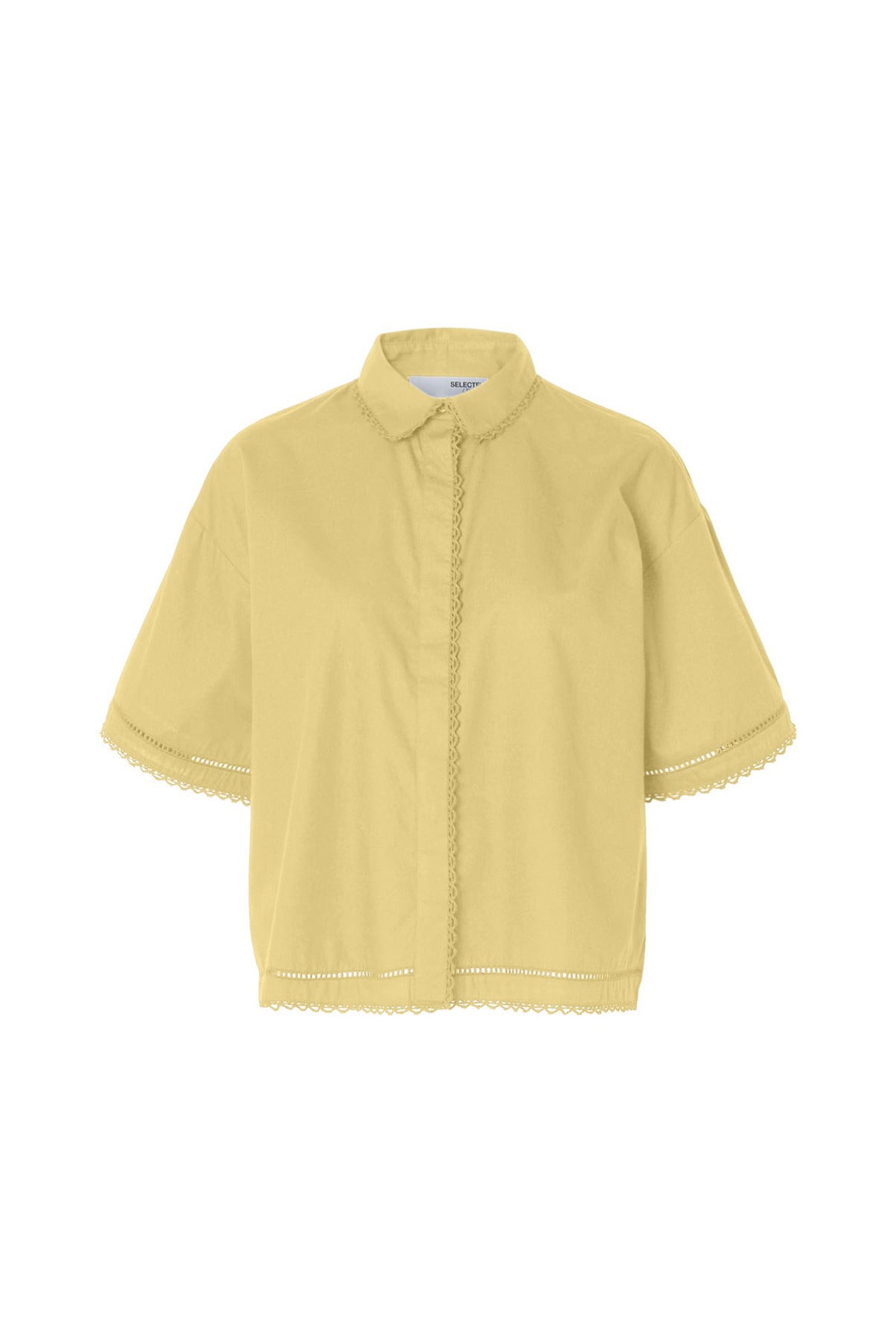 SELECTED FEMME SLFNOVI SS CROCHET DETAIL SHIRT B