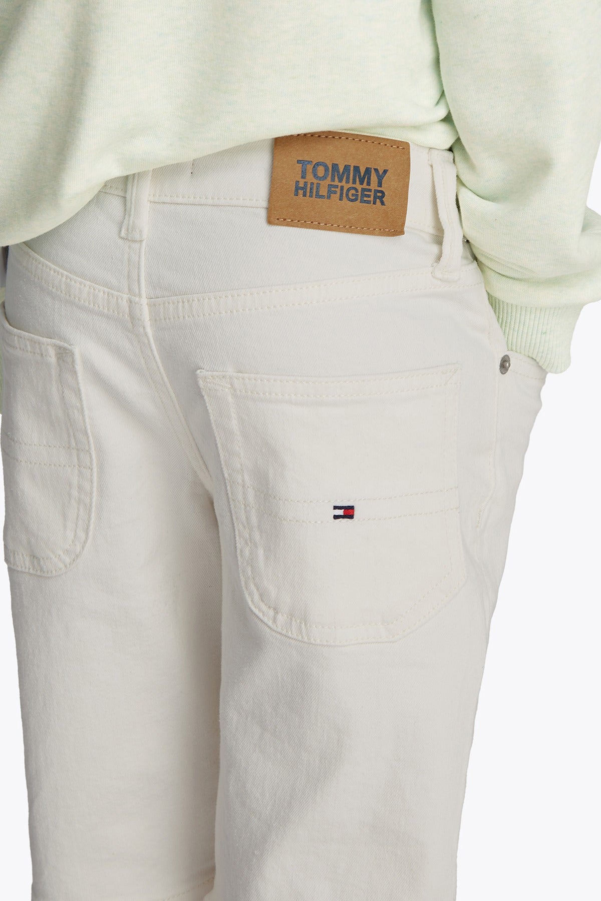 Tommy Hilfiger Boy MODERN STRAIGHT SHORT WHITE