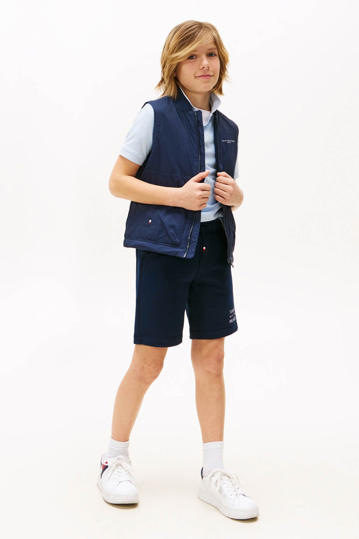 Tommy Hilfiger Boy TOMMY FLAG HILFIGER SWEATSHORT