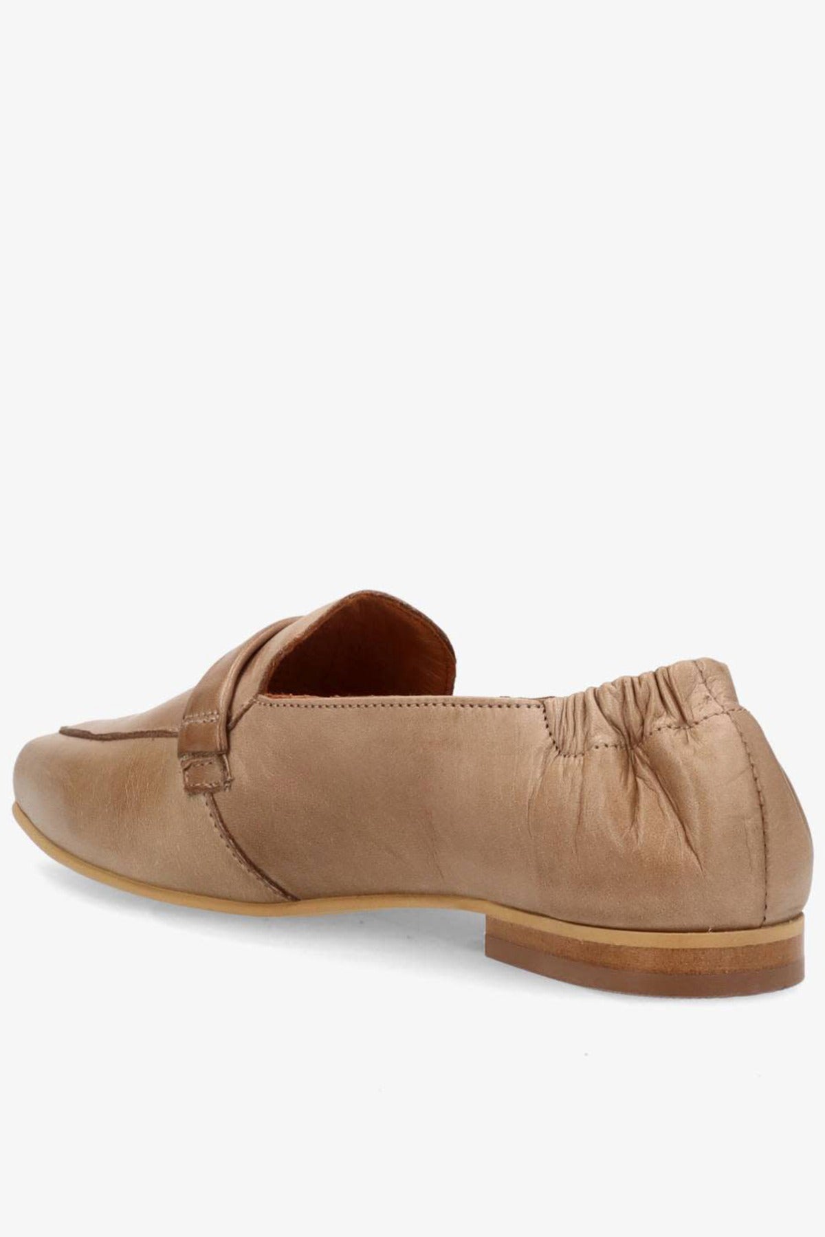 LUCY - Loafers i læder med spids snude