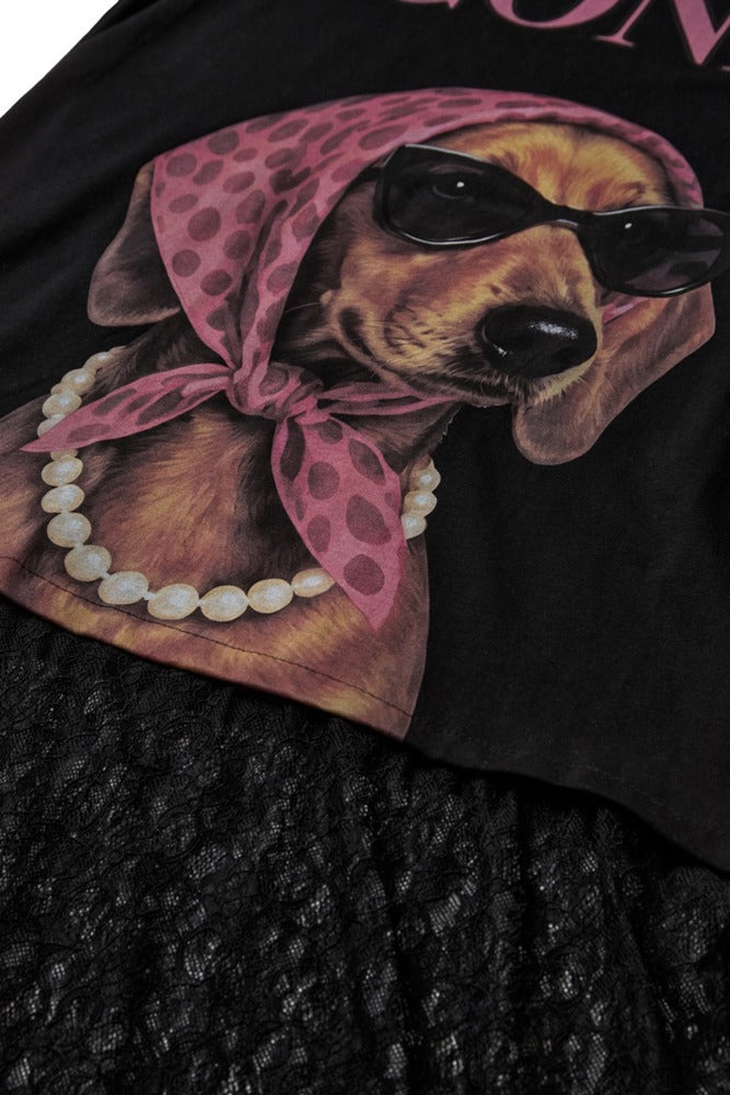 T-shirtkjole med hundemotiv og blondekant