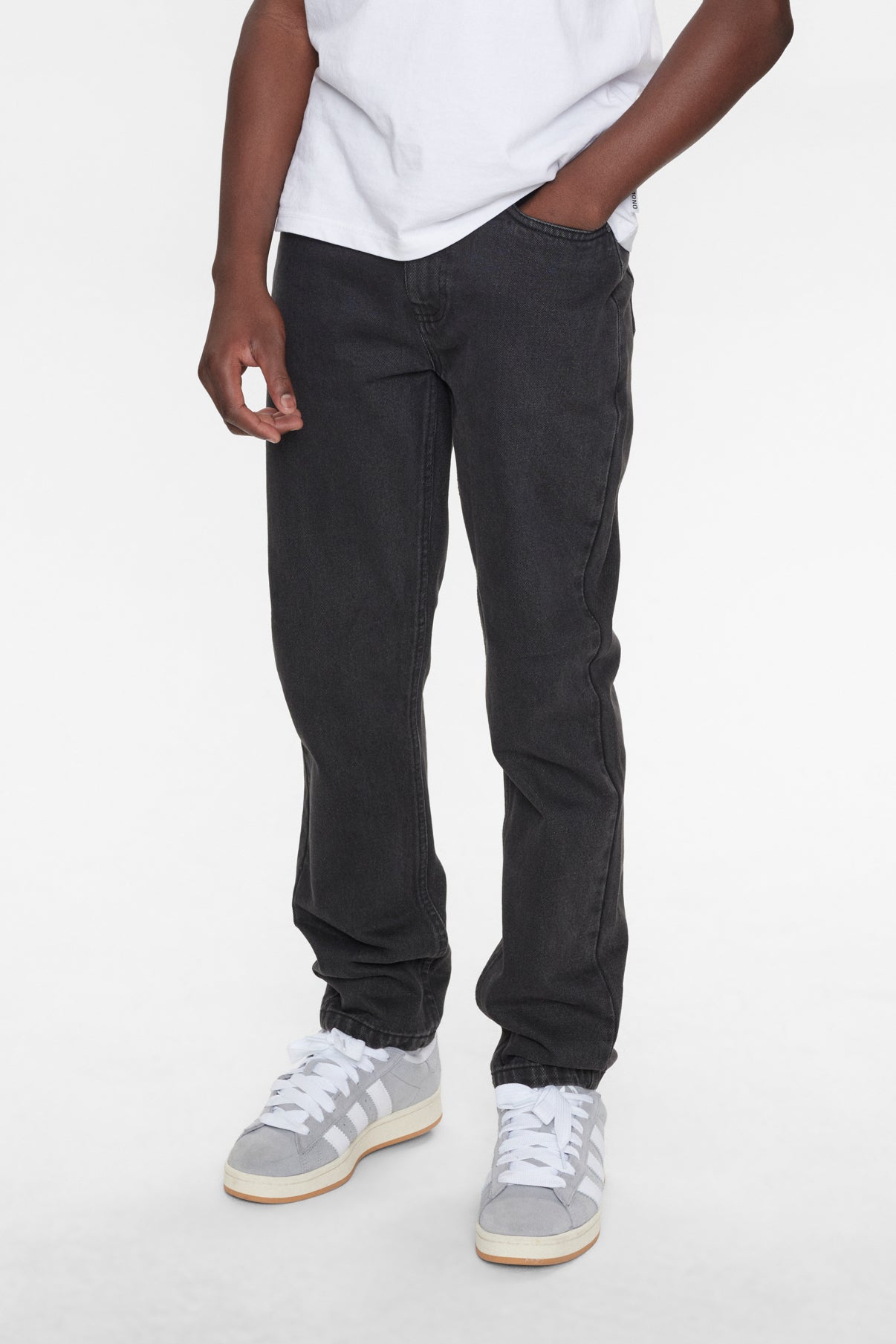 Mono 112 CHESTER STRAIGHT BAGGY JEANS