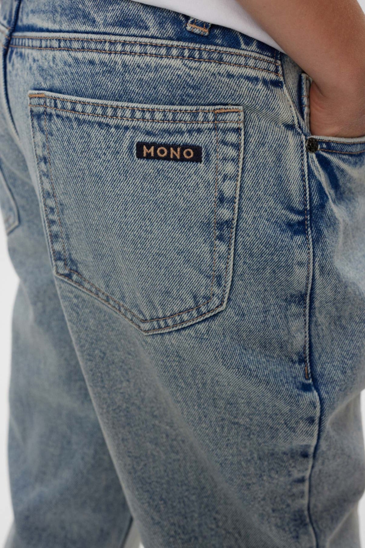 Mono 112 CHESTER STRAIGHT BAGGY JEANS