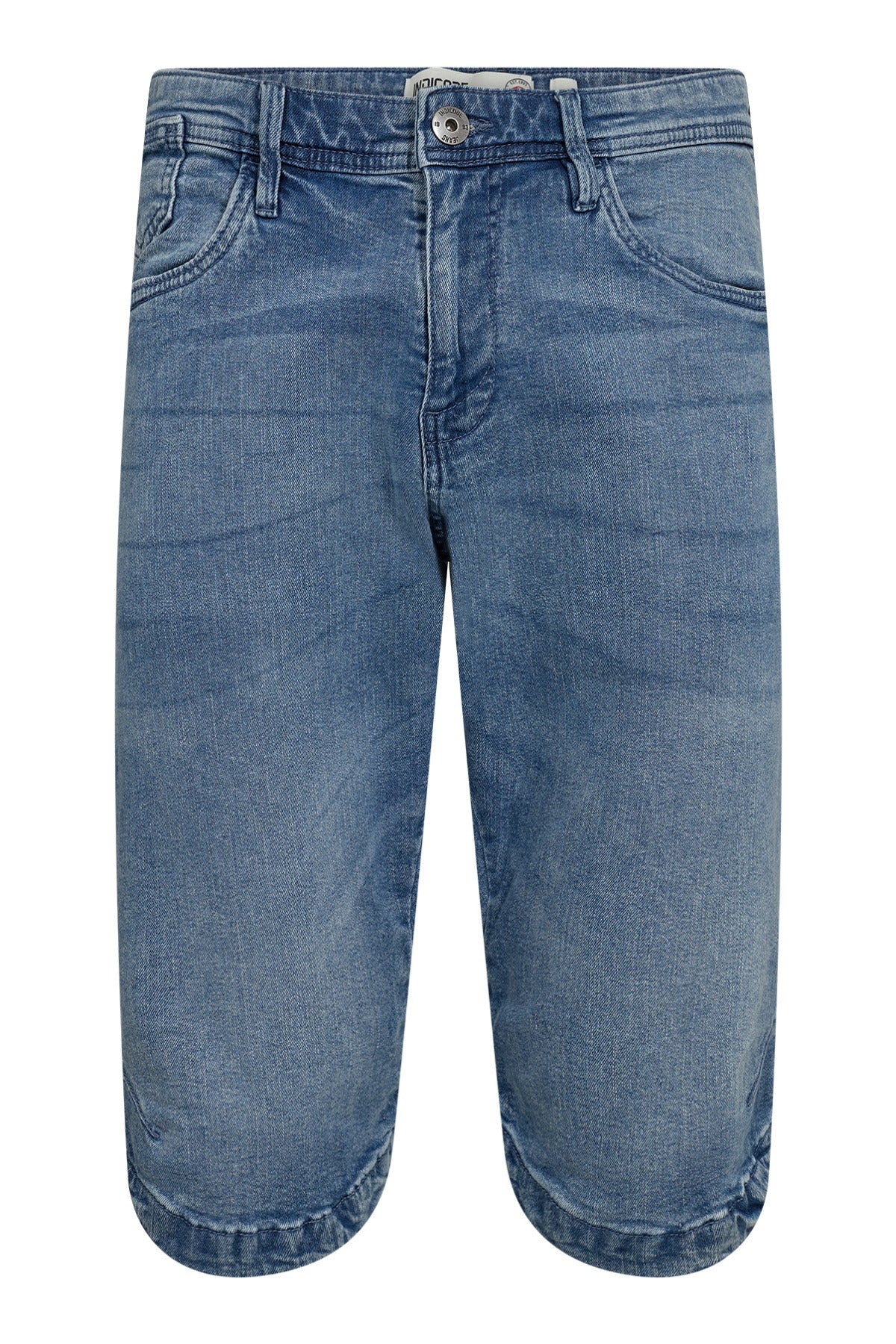 Knælange denim knickers i lyseblå med fem lommer og knappelukning foran.