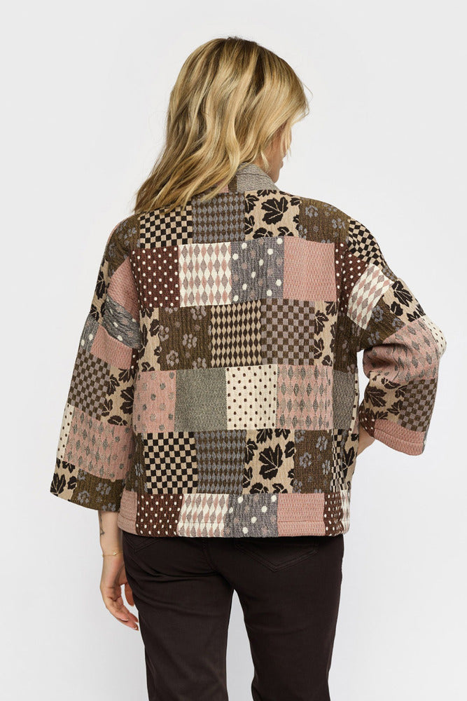DITTE - Kort jakke med patchwork mønster
