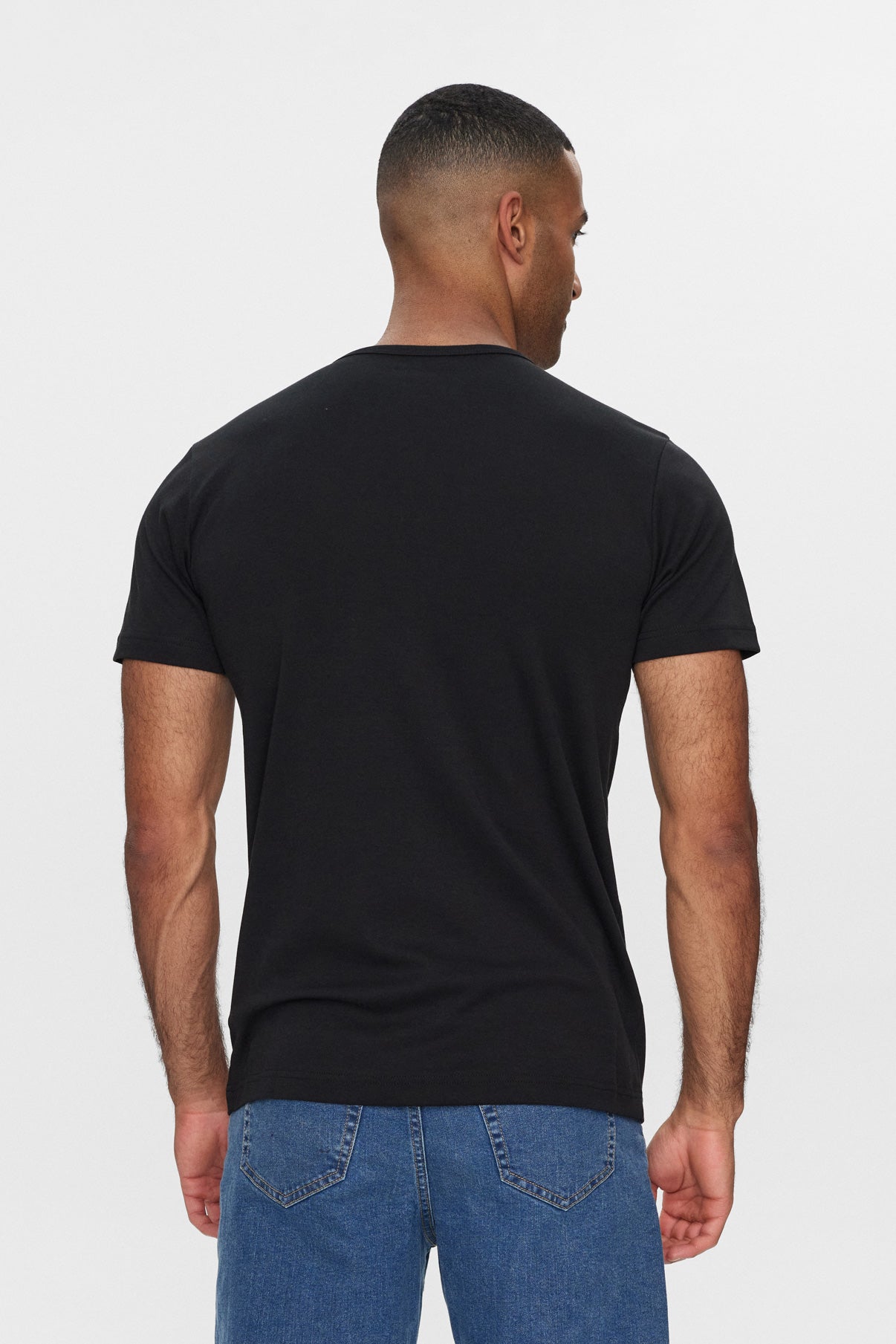 Sam - Basic T-shirt i tætvævet kvalitet