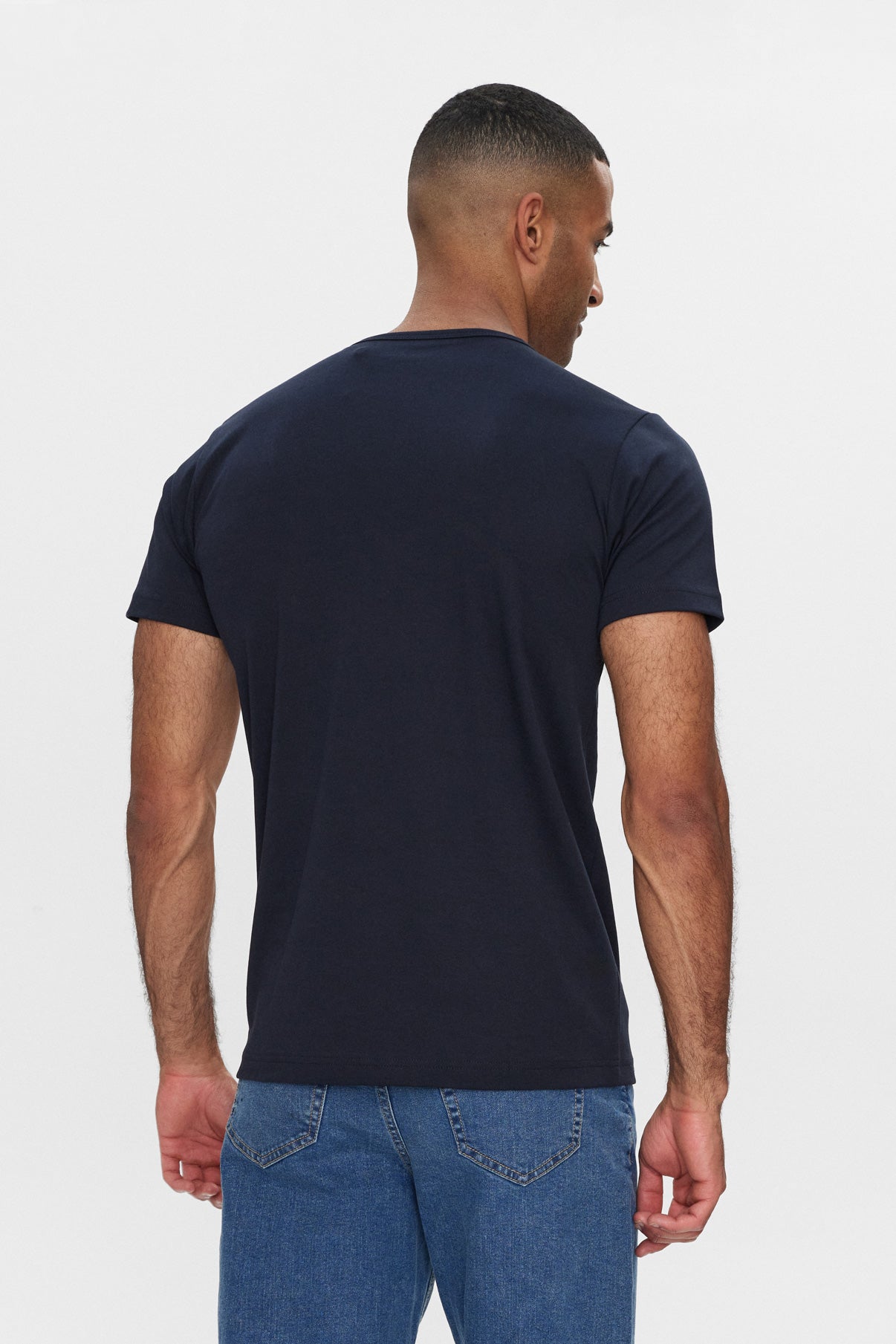 Sam - Basic T-shirt i tætvævet kvalitet