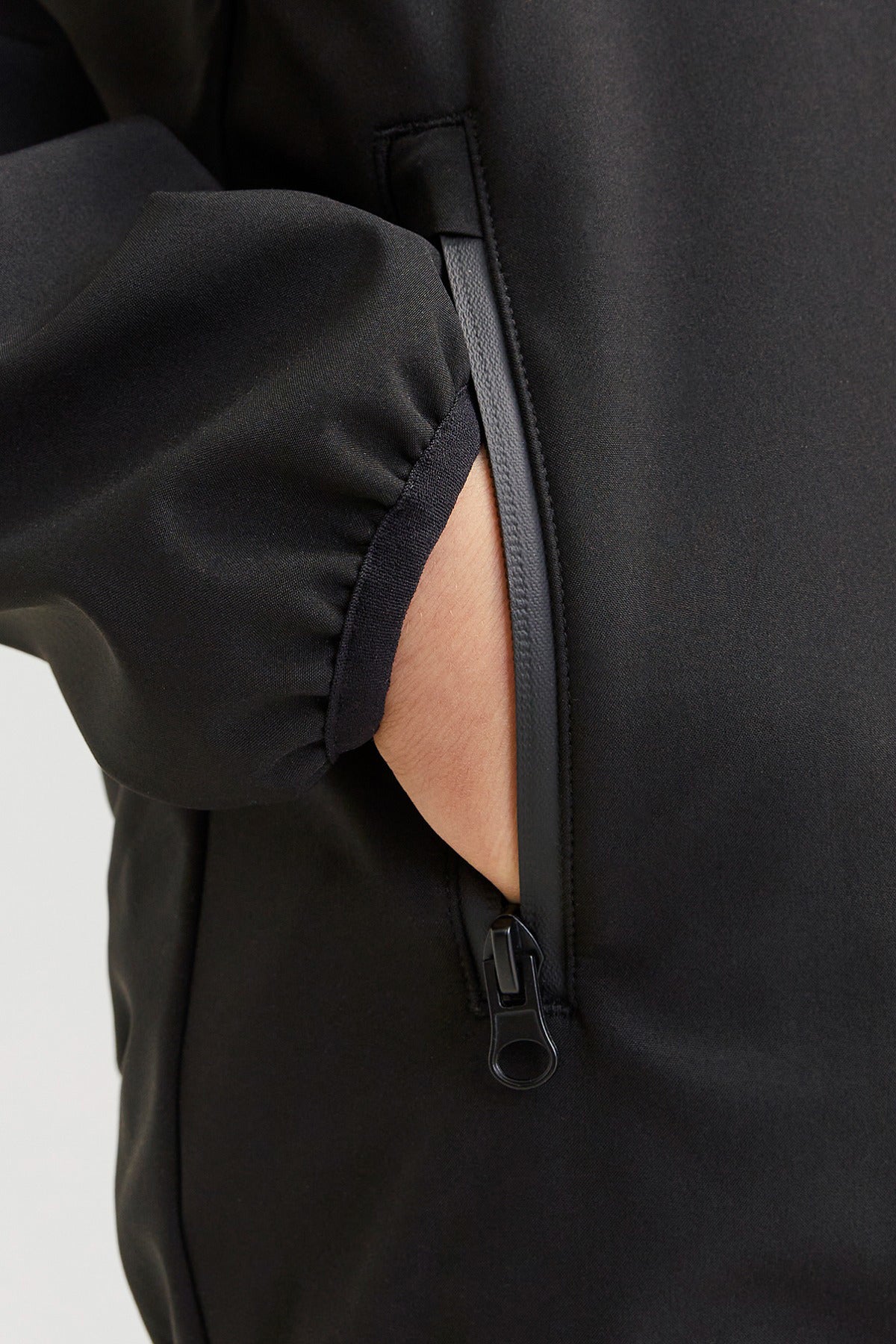 Jack & Jones Junior JJETHEO SOFTSHELL JACKET NOOS JNR