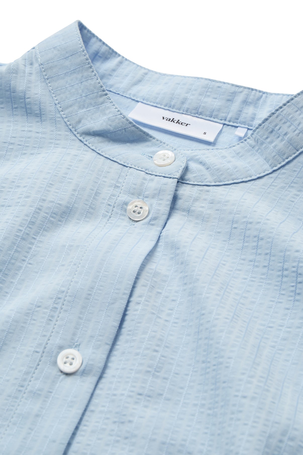 Halli - Stribet skjorte med kinakrave