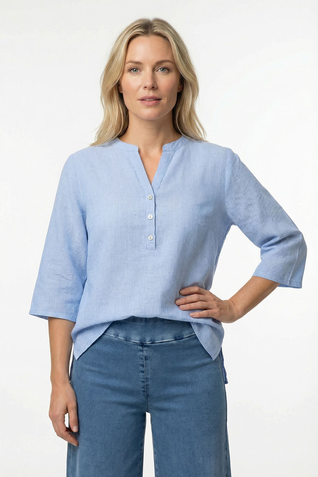 Alora - Hørbluse med trekvartærmer