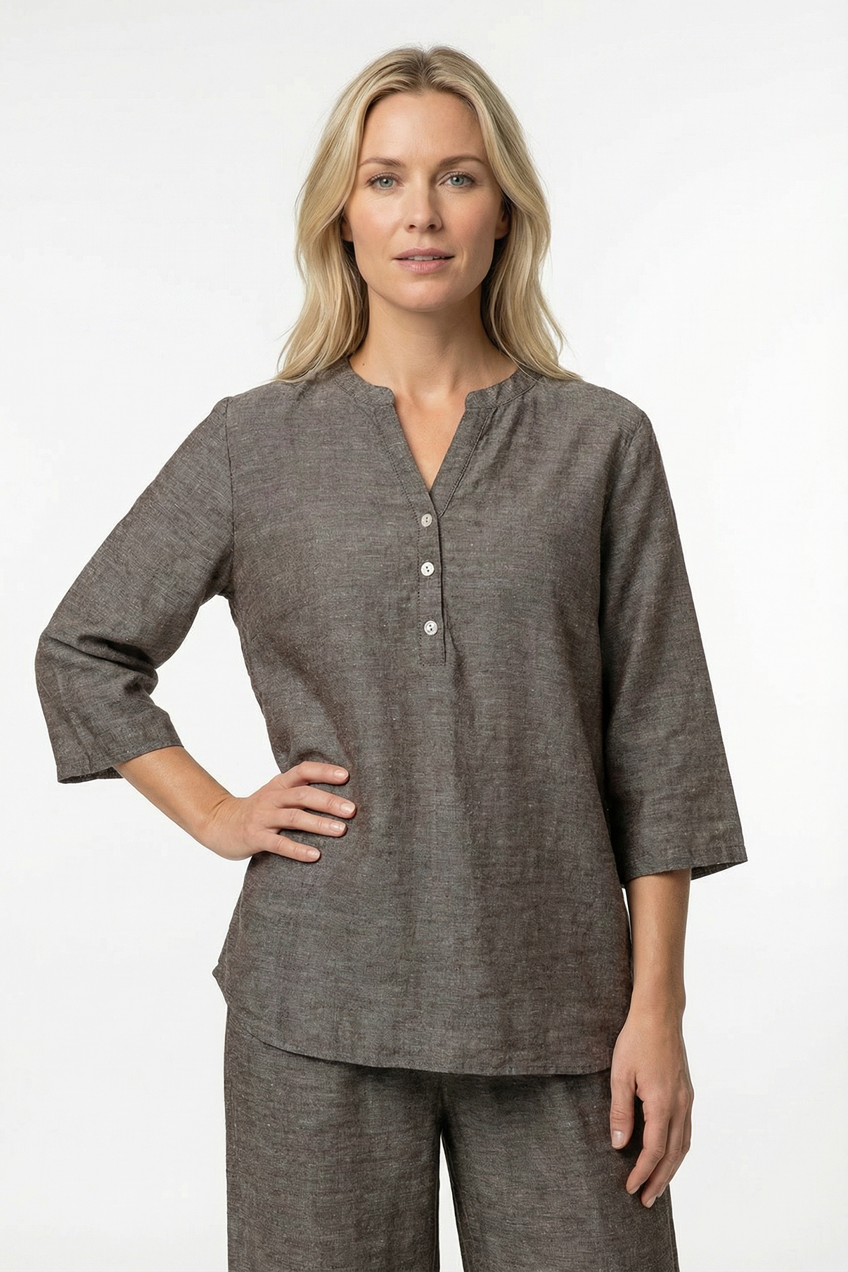 Alora - Hørbluse med trekvartærmer