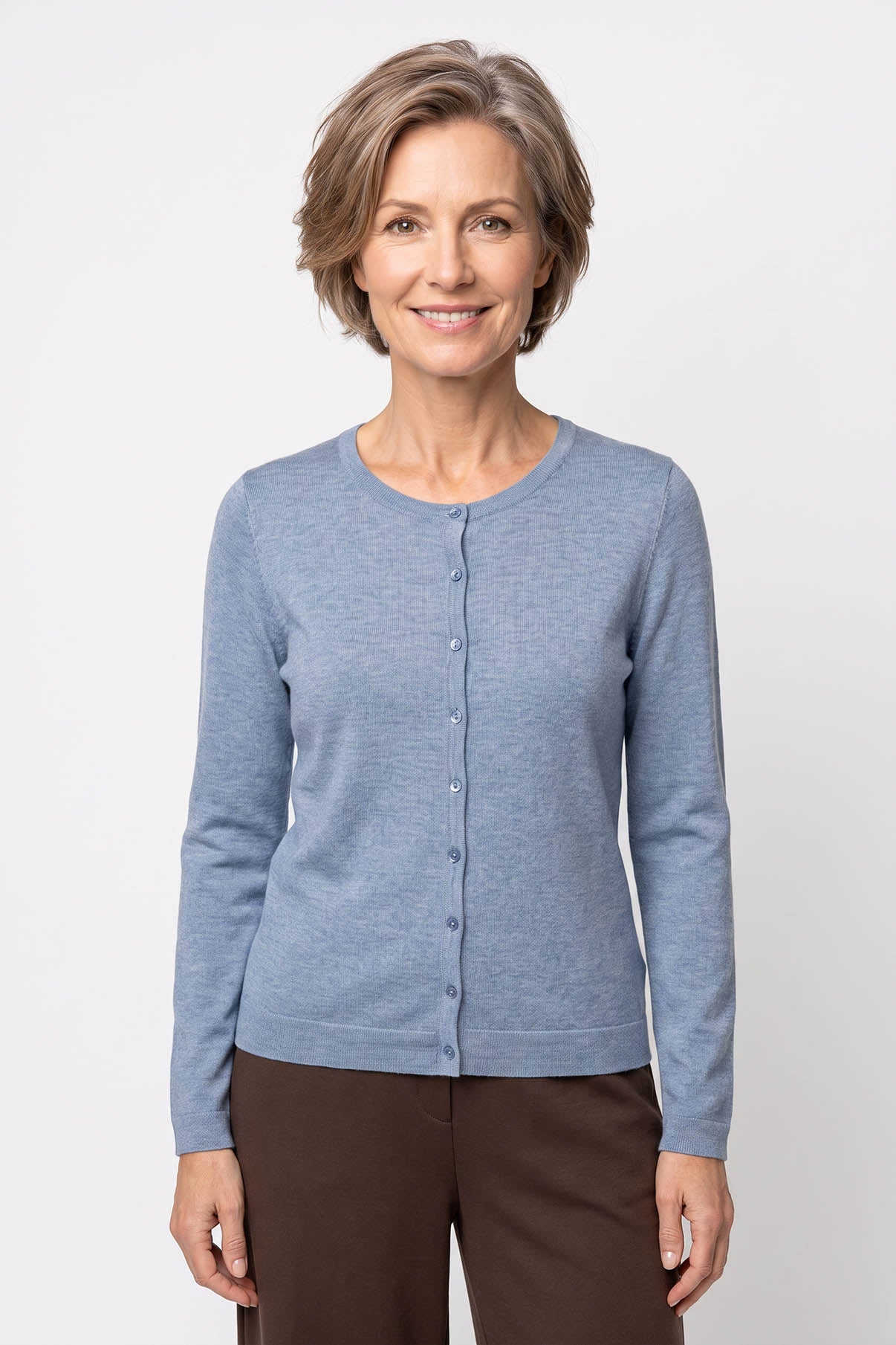 Leda - Klassisk let cardigan med knapper