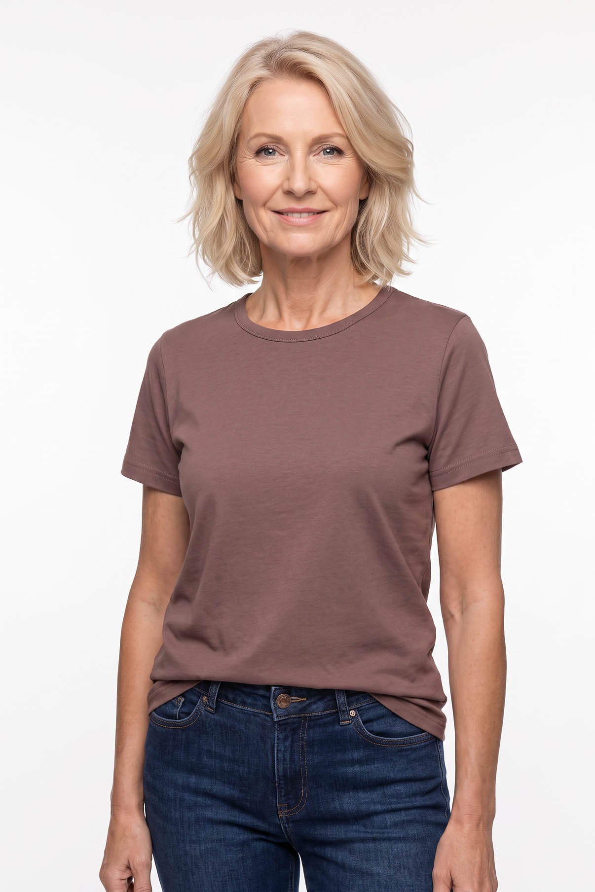 Dea - Kortærmet t-shirt med rund hals i økologisk bomuld