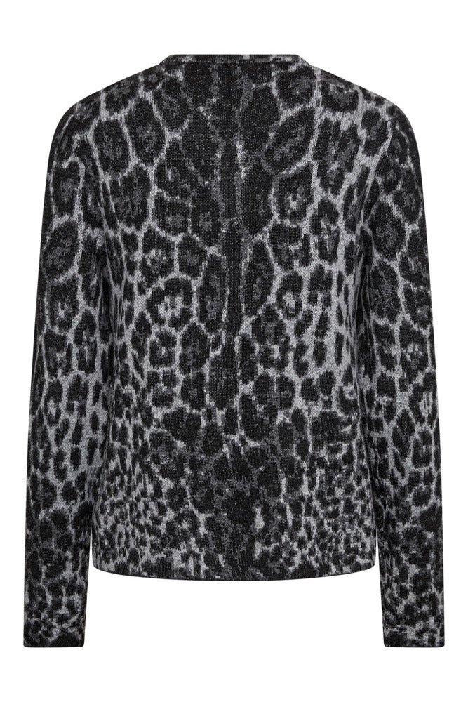 Sort cardigan med grå leopardprint og knapper foran, rund hals og lange ærmer.
