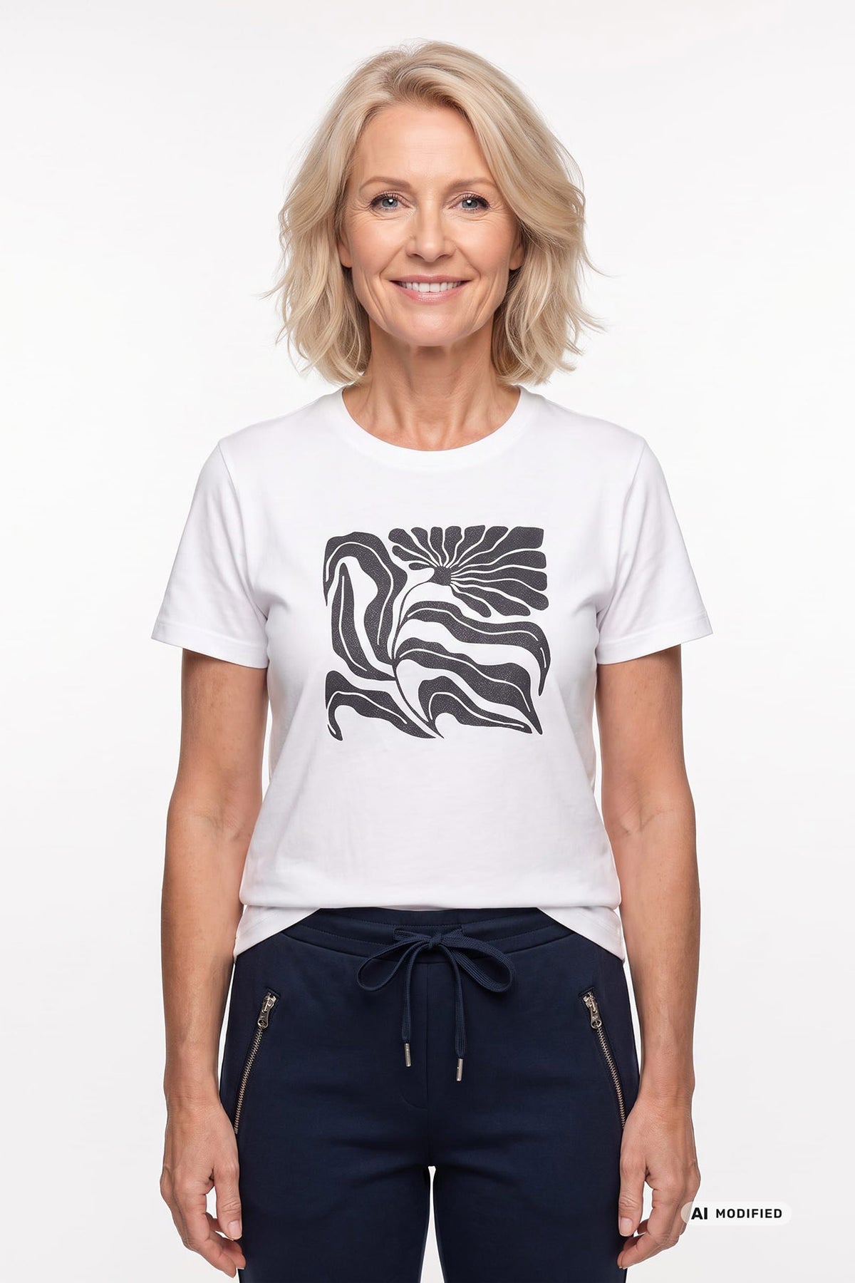 Faith - T-shirt med printdetalje