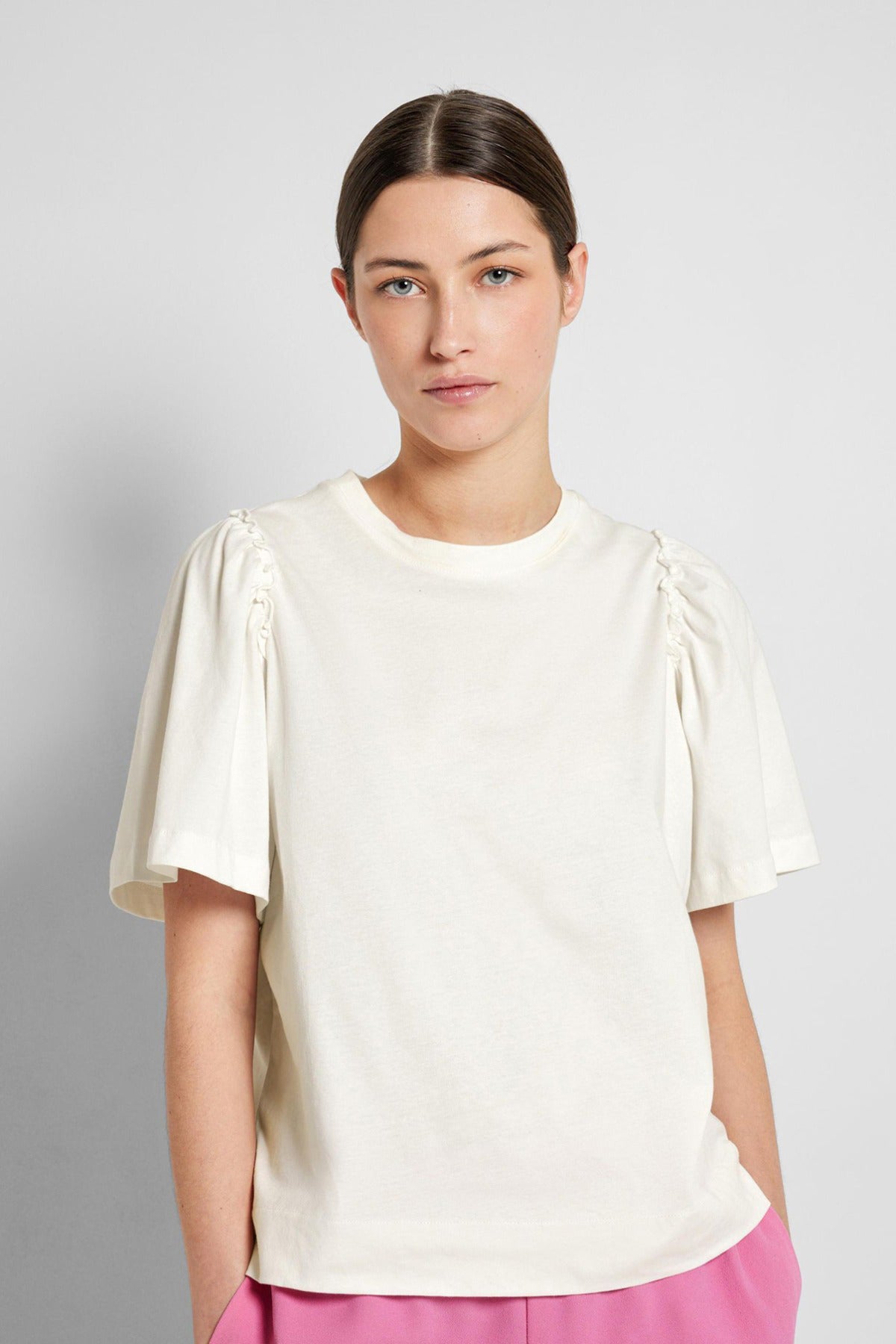 SELECTED FEMME SLFPENELOPE 2/4 RUFFLE TEE NOOS