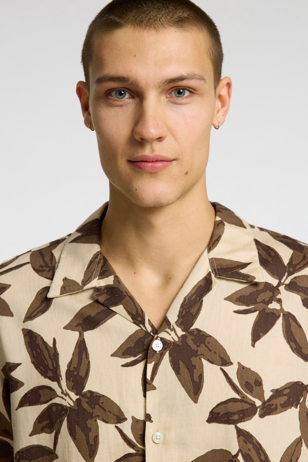 SELECTED HOMME SLHREGNOA MIX SHIRT SS RESORT