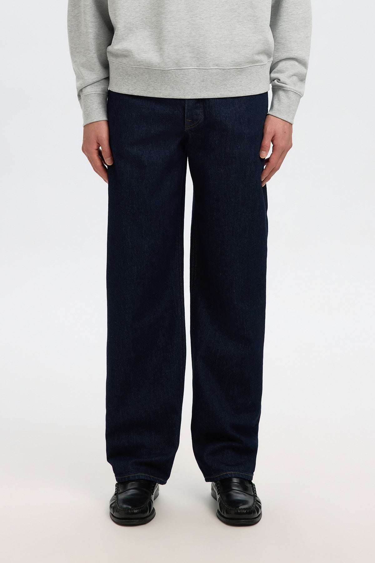 KORI - Løse jeans med let stræk